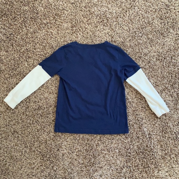 Bundle of kid’s long sleeve tees and sweatshirt - Picture 5 of 11